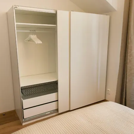 Di 45 M² Con 1 Camera Praga